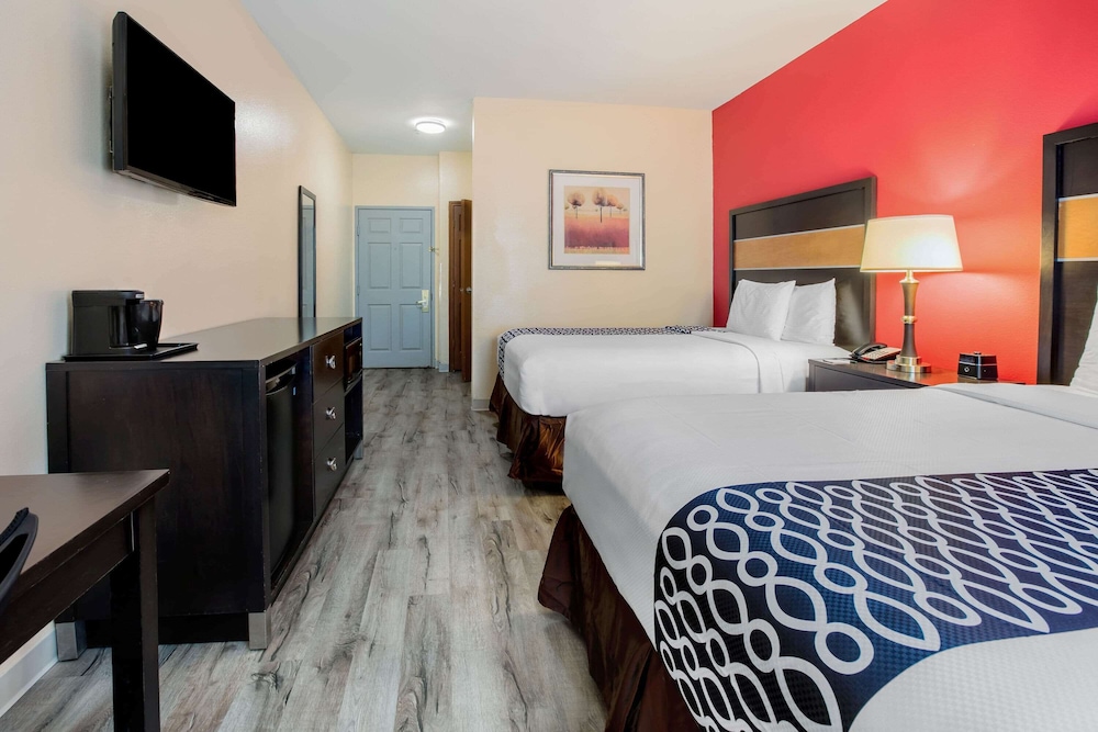 La Quinta Inn & Suites by Wyndham Dallas Mesquite 23/67