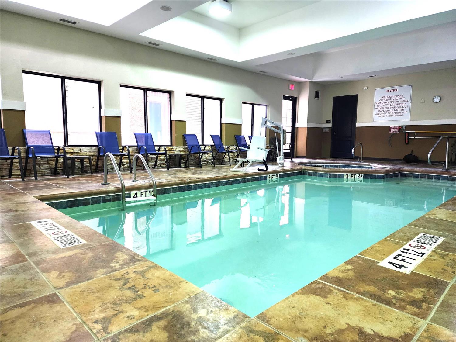 Sleep Inn & Suites West Medical Center 16/19