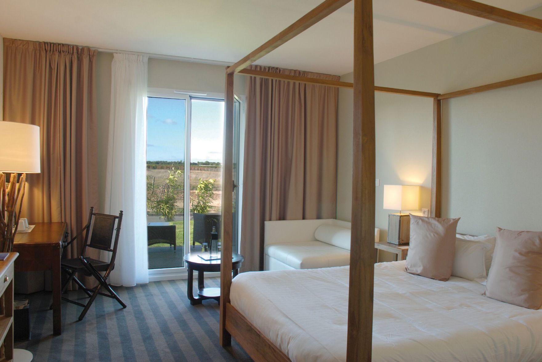 Premium, Double and Twin Beds, Vineyard View