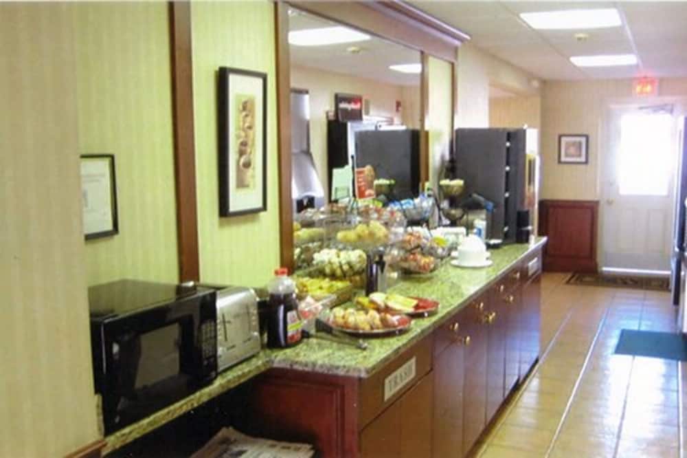 Whitman Motor Lodge 9/53
