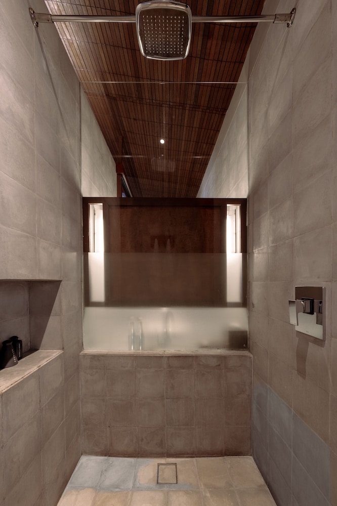 Hotel Komune and Beach Club Bali 9/71