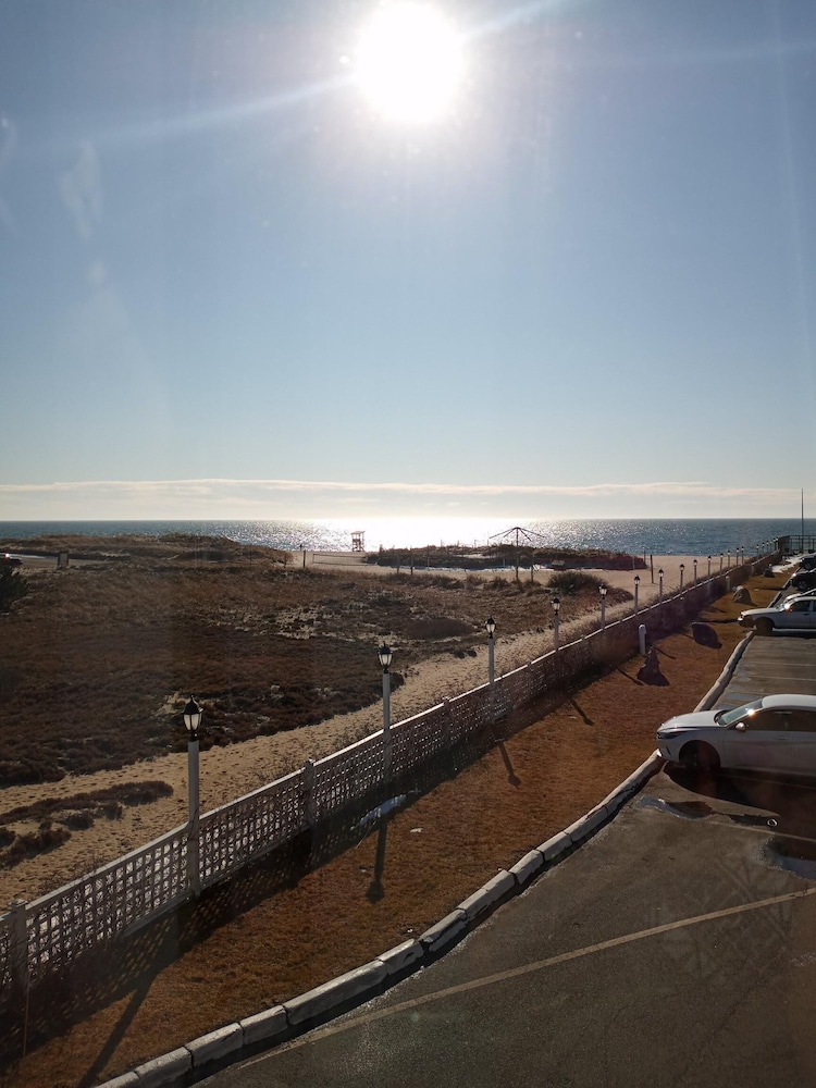 The Ocean Club On Smuggler Apos S Beach 23/63