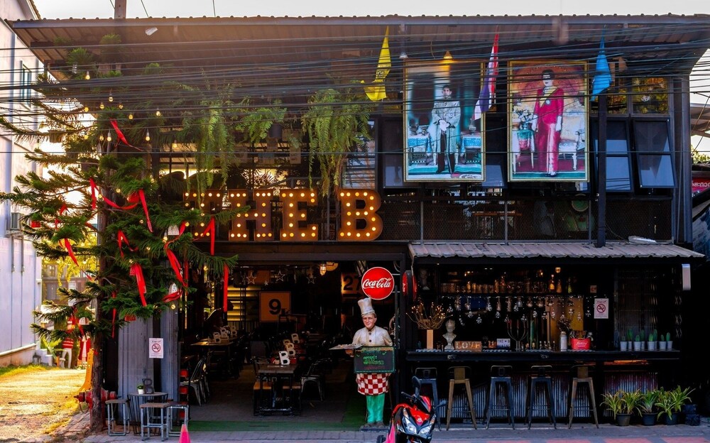 The B Ranong Trend Hotel 35/70