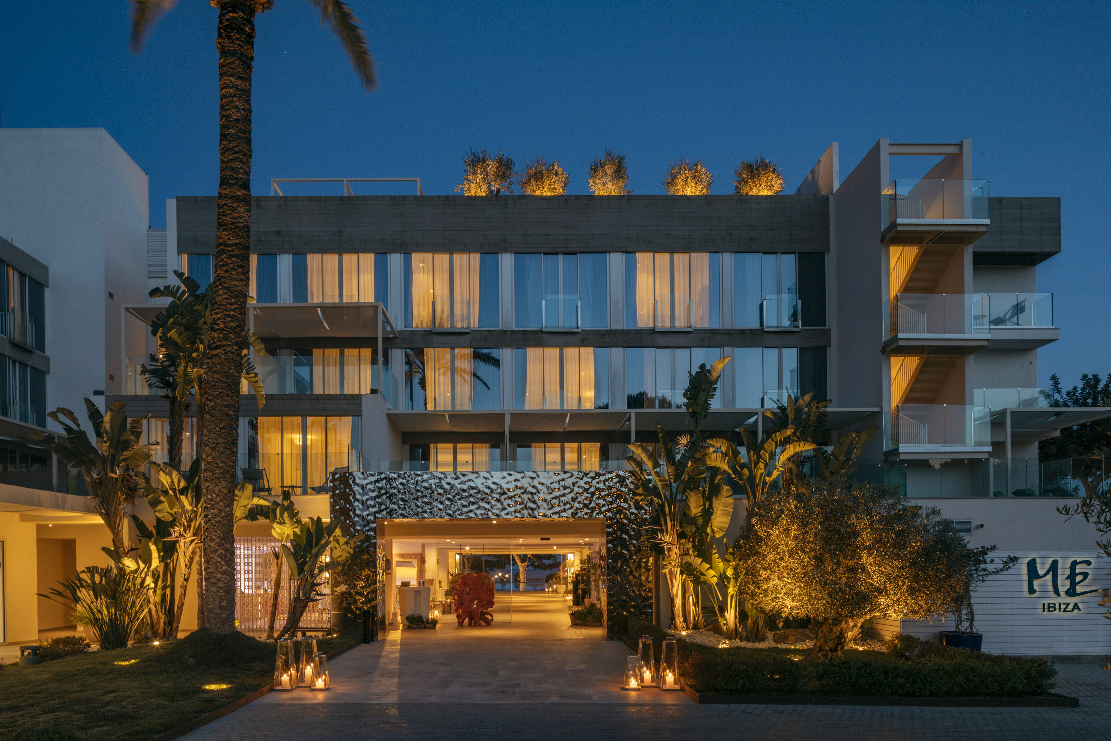 ME Ibiza - The Leading Hotels of The World 2/80
