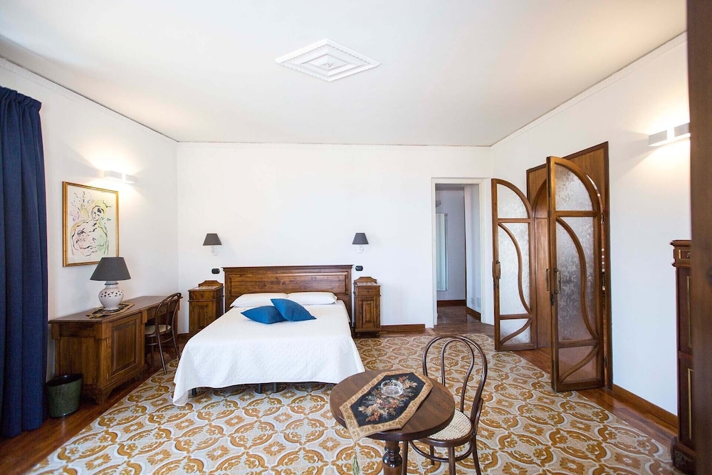 Hotel La Piazzetta 6/50