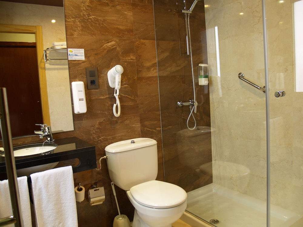Hotel Navarro 43/47