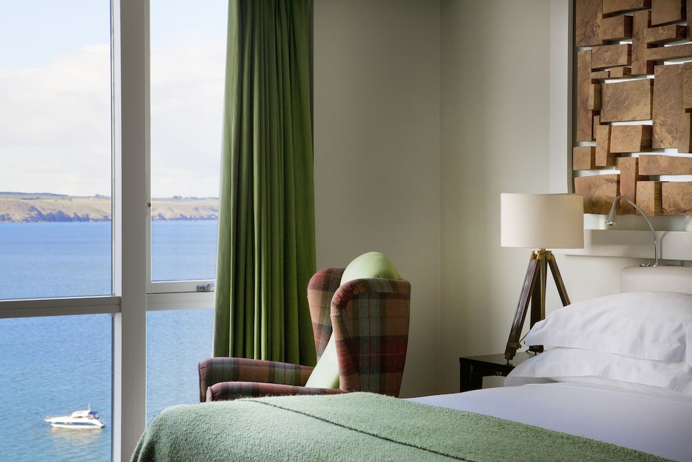 Cliff House Hotel 11/50