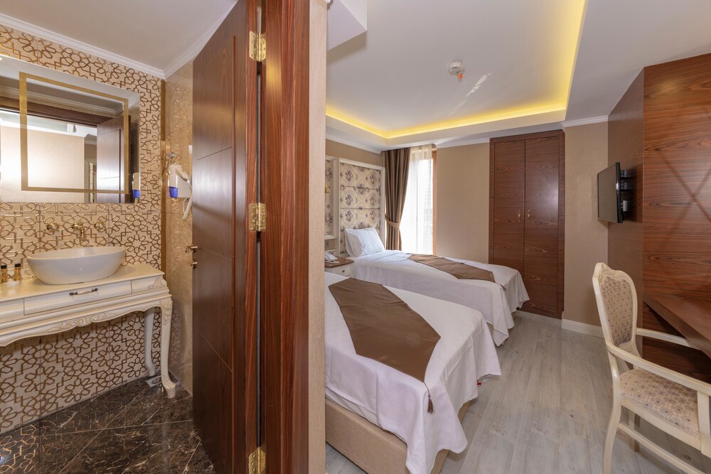 Sultan City Hotel 50/50