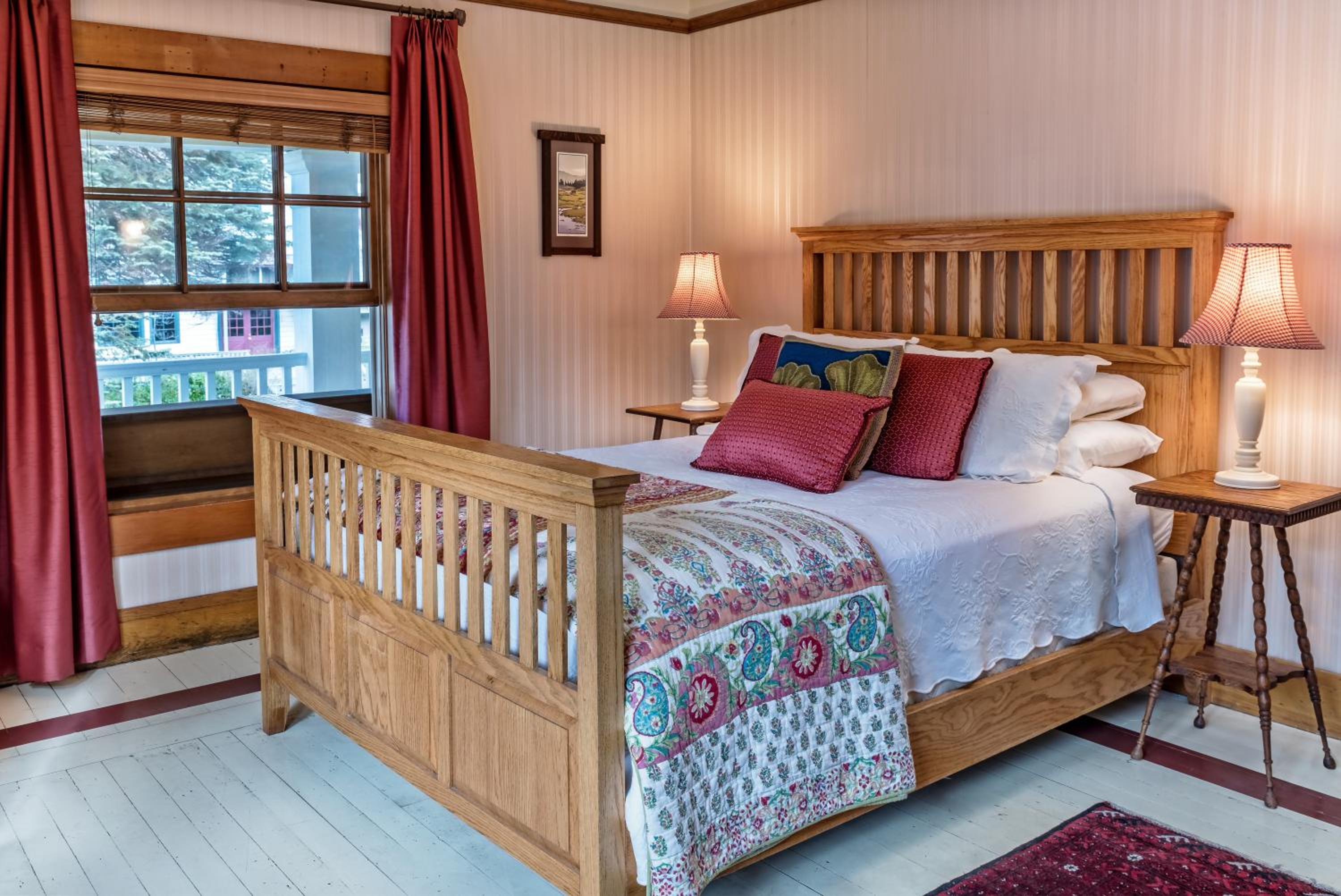 McCloud Hotel 9/50