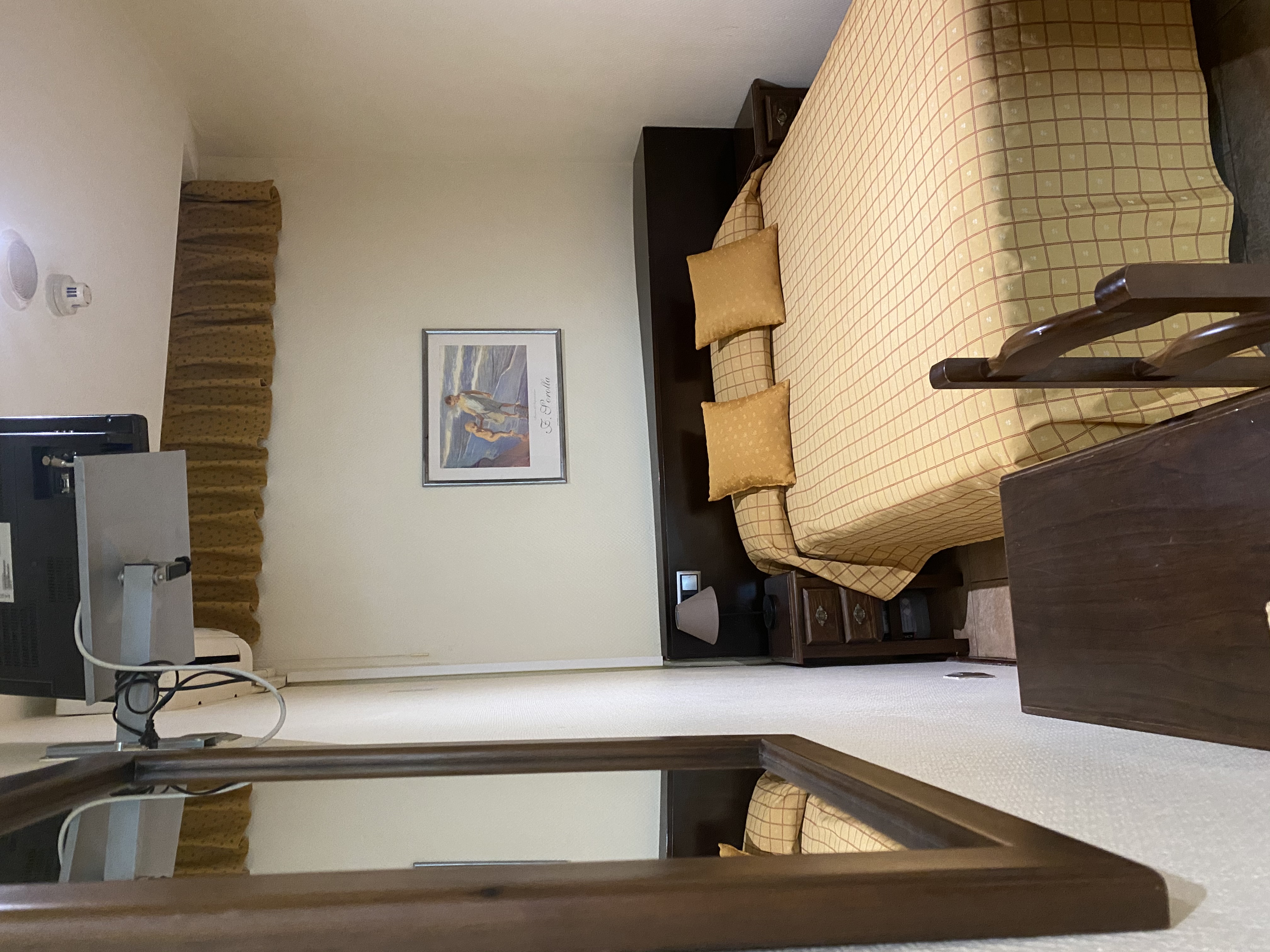 Hostal Complutense 16/28
