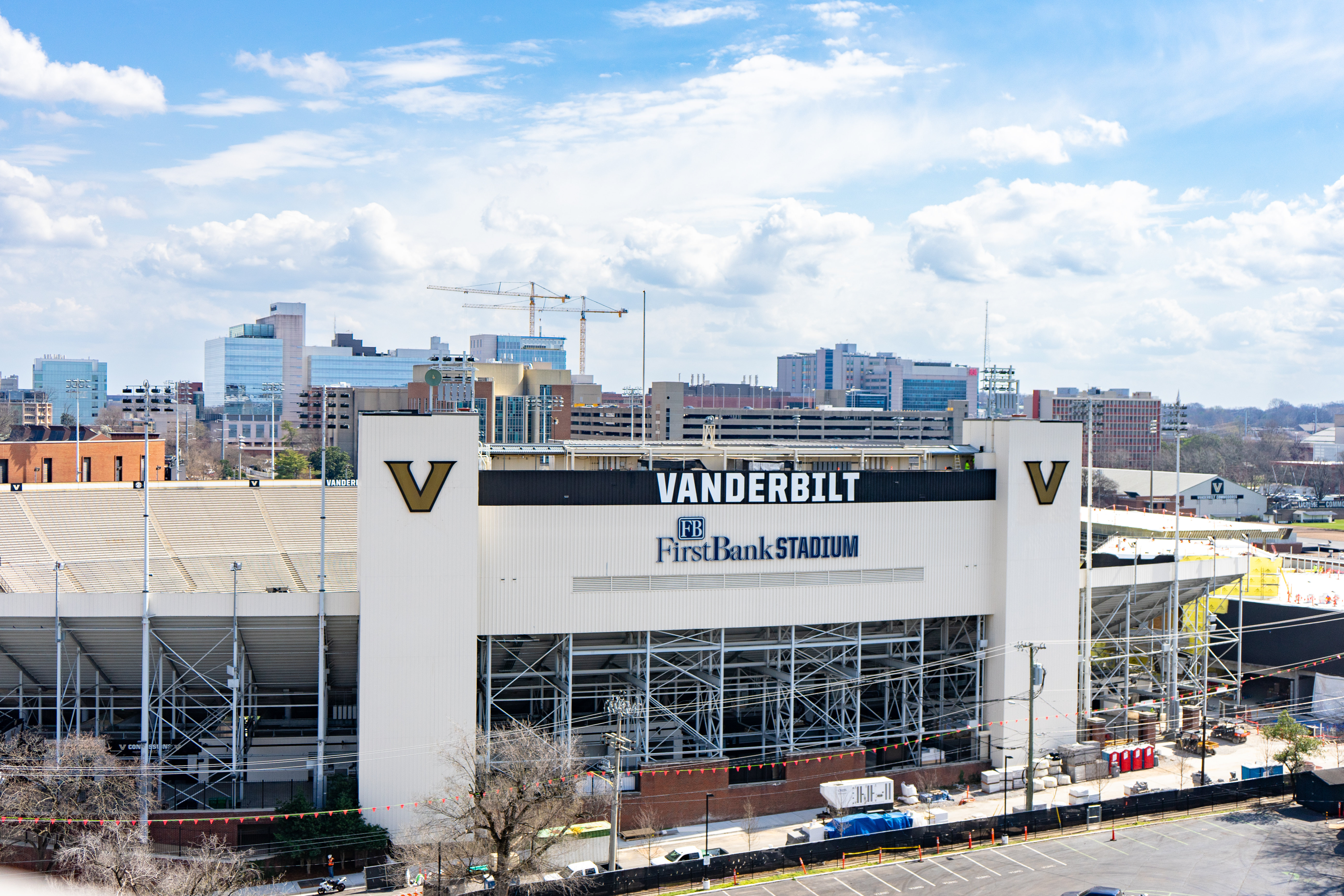 Holiday Inn Nashville-Vanderbilt (Dwtn) 8/82