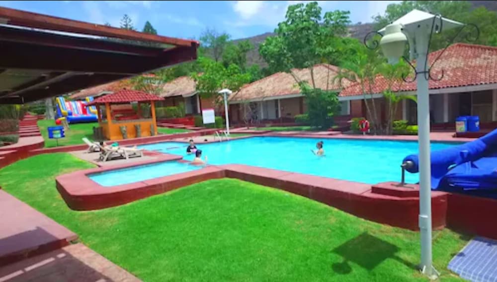 Hotel Chapala Country 41/49