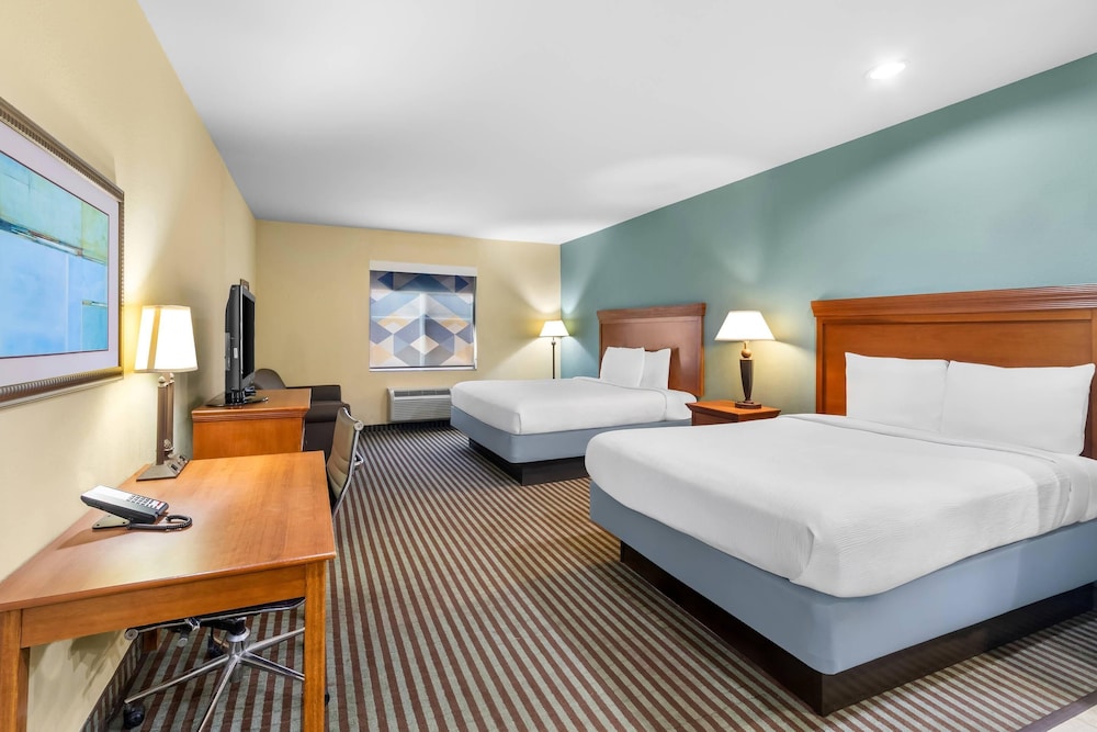 Quality Inn & Suites - Marlin 16/56