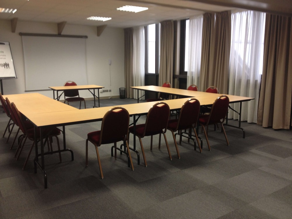 Campanile Marne La Vallee Torcy 39/47