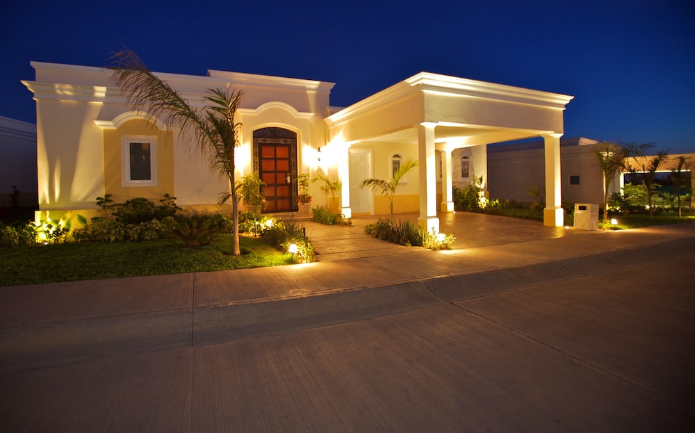 Emerald Estates 2/65