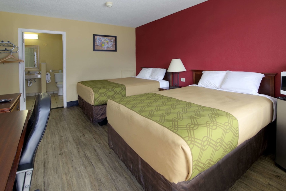 Econo Lodge Town Center 9/32