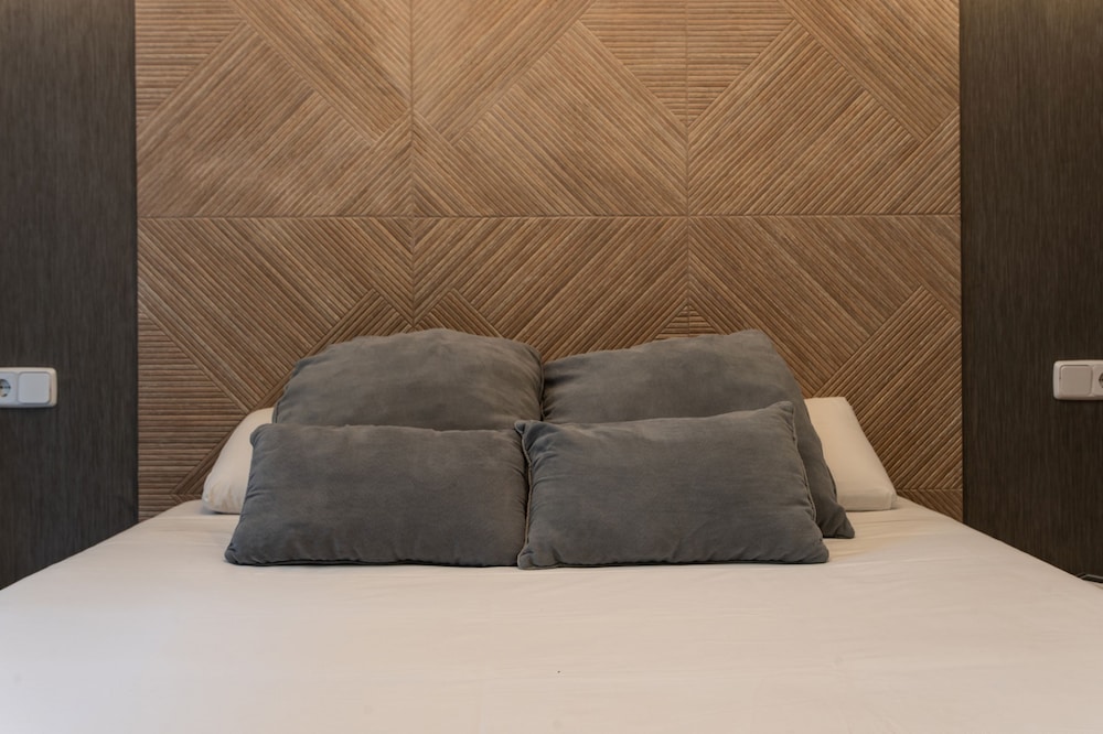 Suites You Zinc Ex Apartments Arenal 40/81
