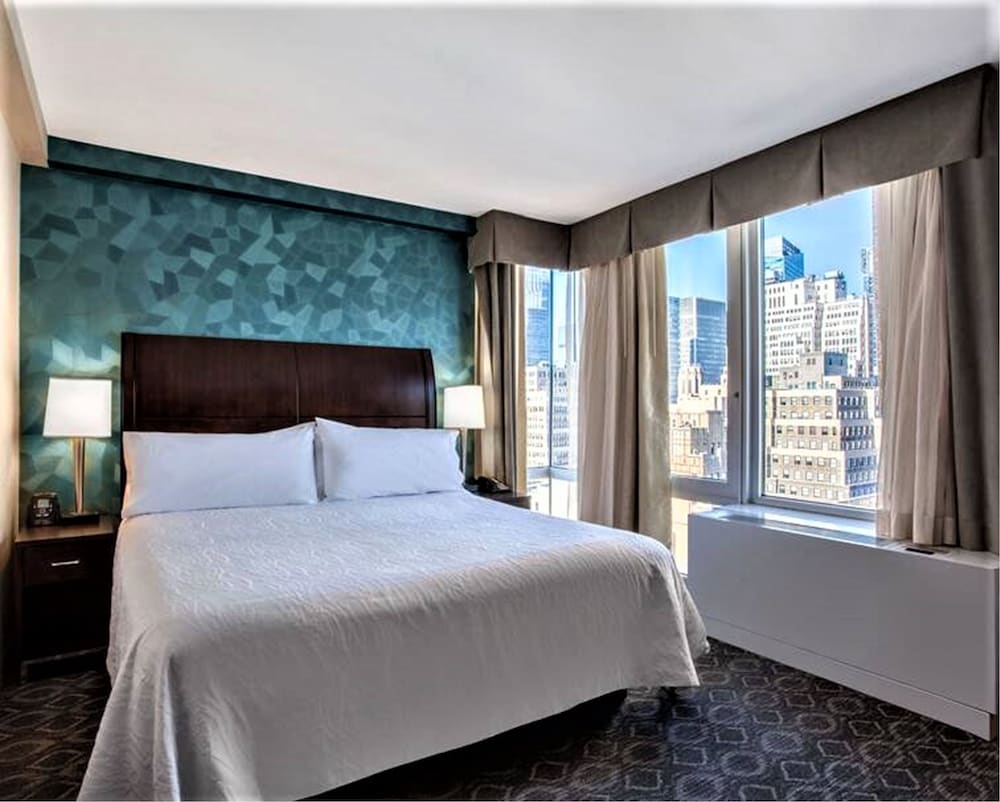 Hilton Garden Inn New York West 35th Street 17/56