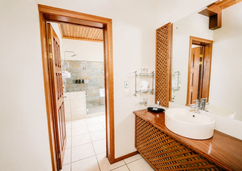 Hotel Ficus Monteverde 73/74