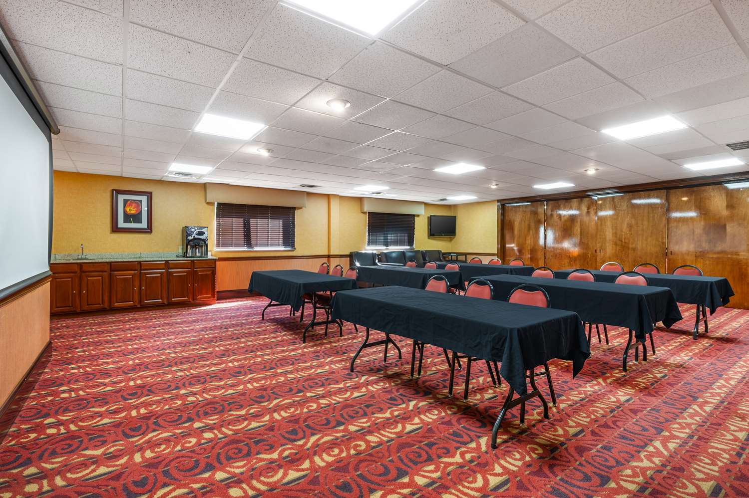 Best Western Plus Georgetown Corporate Center Hotel 35/41