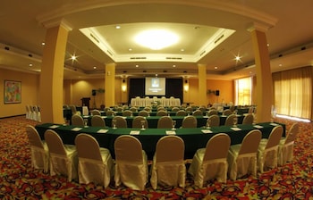 Grand Wahid Hotel Salatiga 54/61