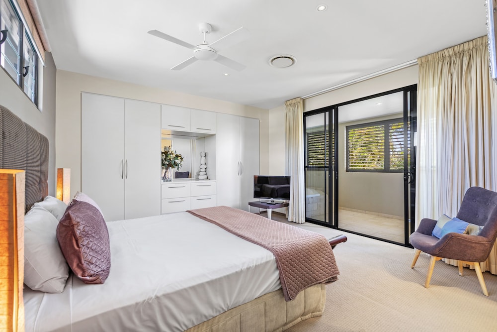 Noosavillage River Resort 12/50
