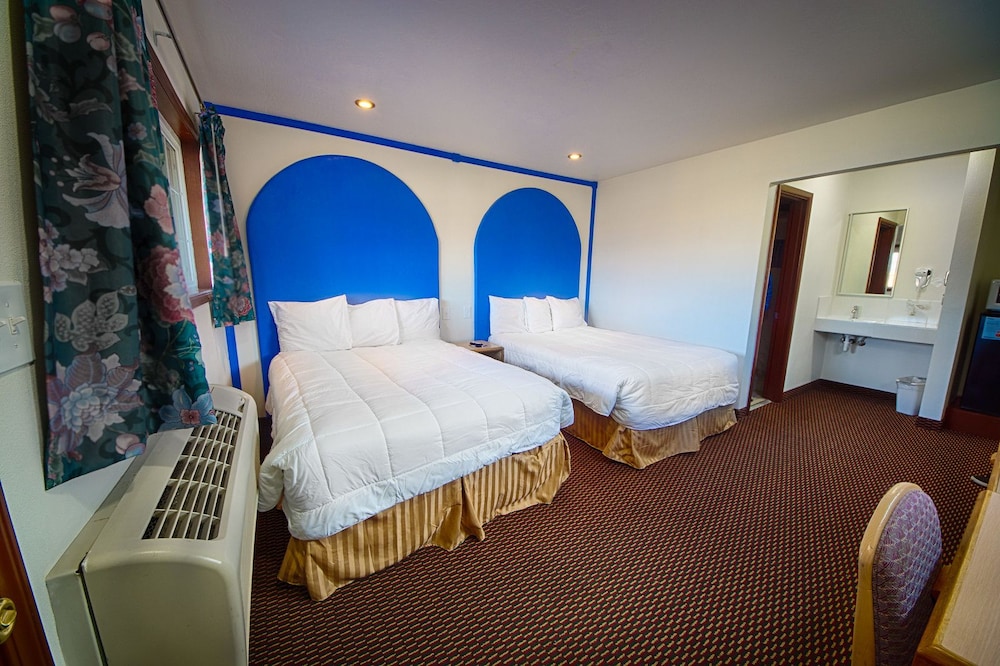 Budget Inn Motel 18/54