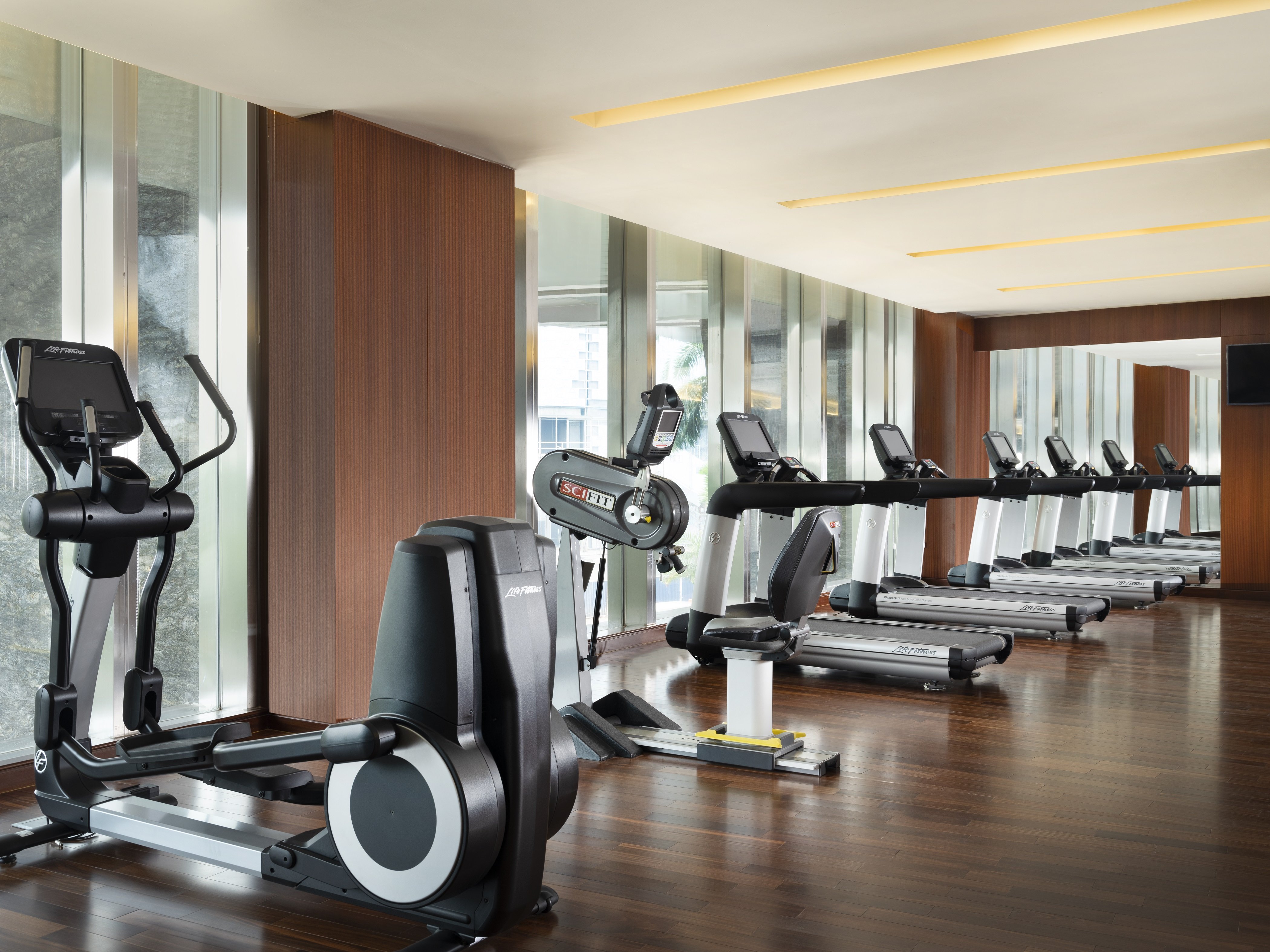 Intercontinental Jakarta Pondok Indah 38/76