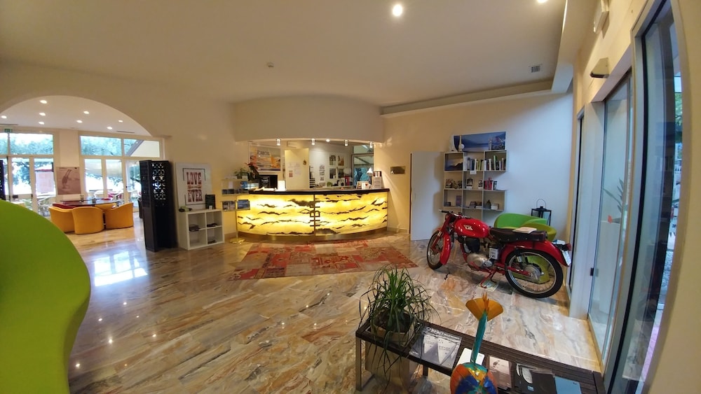 Hotel Baia Azzurra 33/50