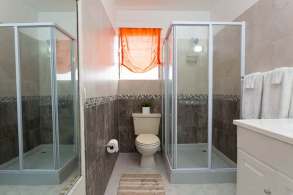 New Kingston Most Central Guest Apt 6/8