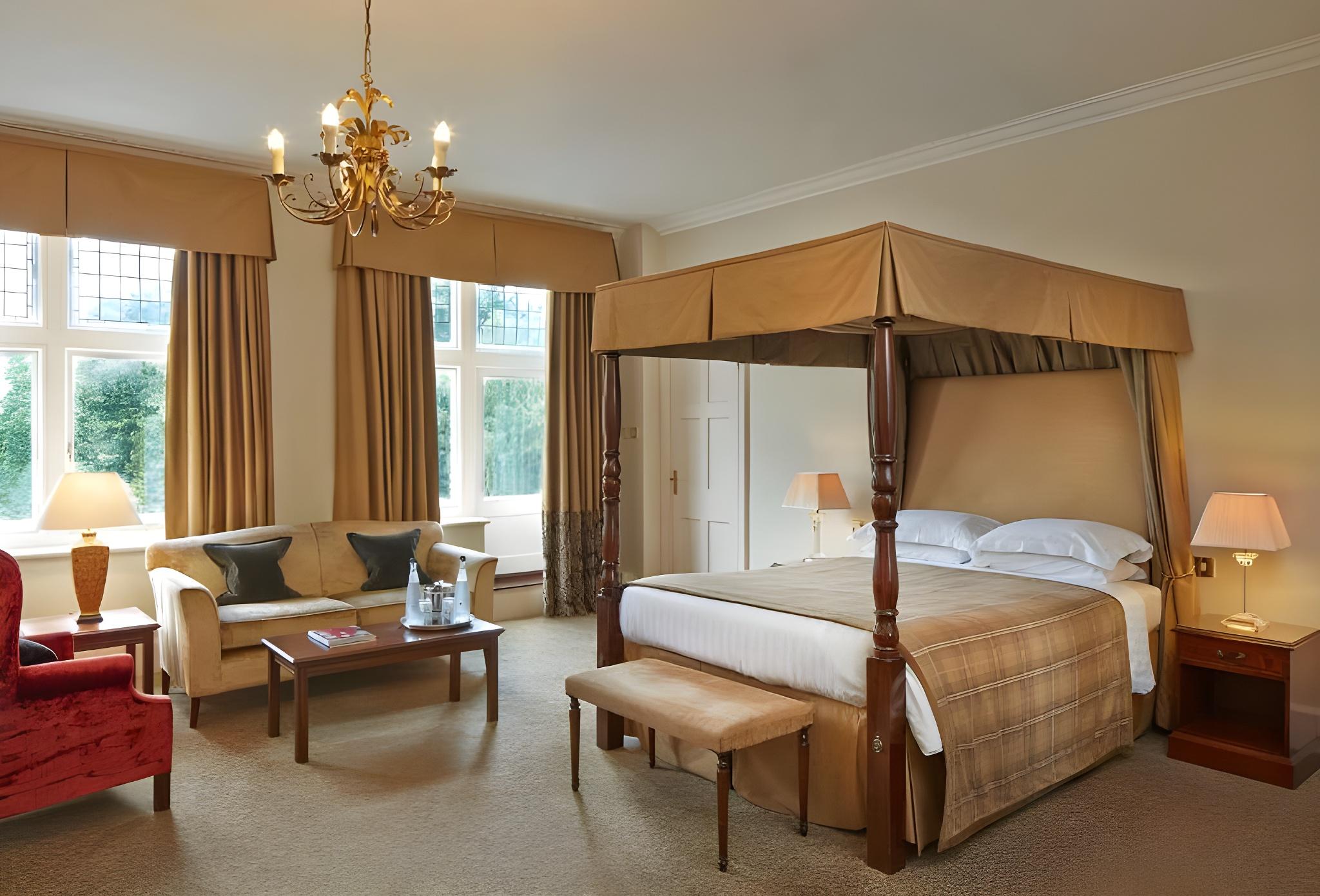 Super, Four Poster, Deluxe
