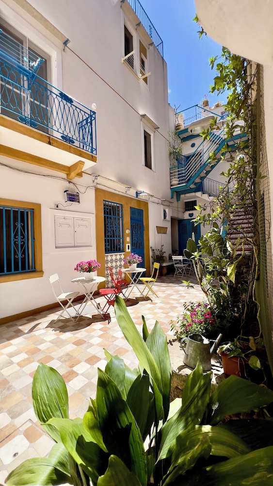 Cortile Sant Apos Agostino 2/28