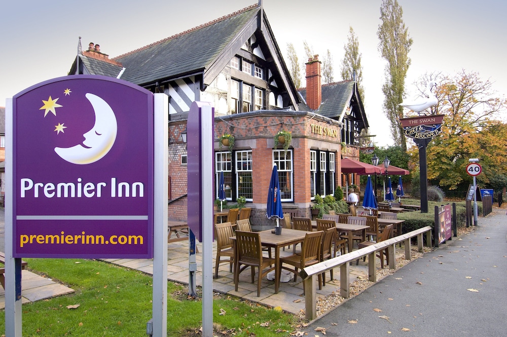 Premier Inn Warrington North East in WARRINGTON - UK