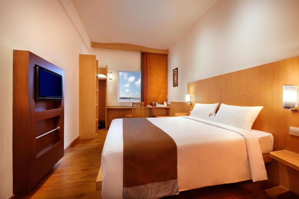 Room, Double Bed