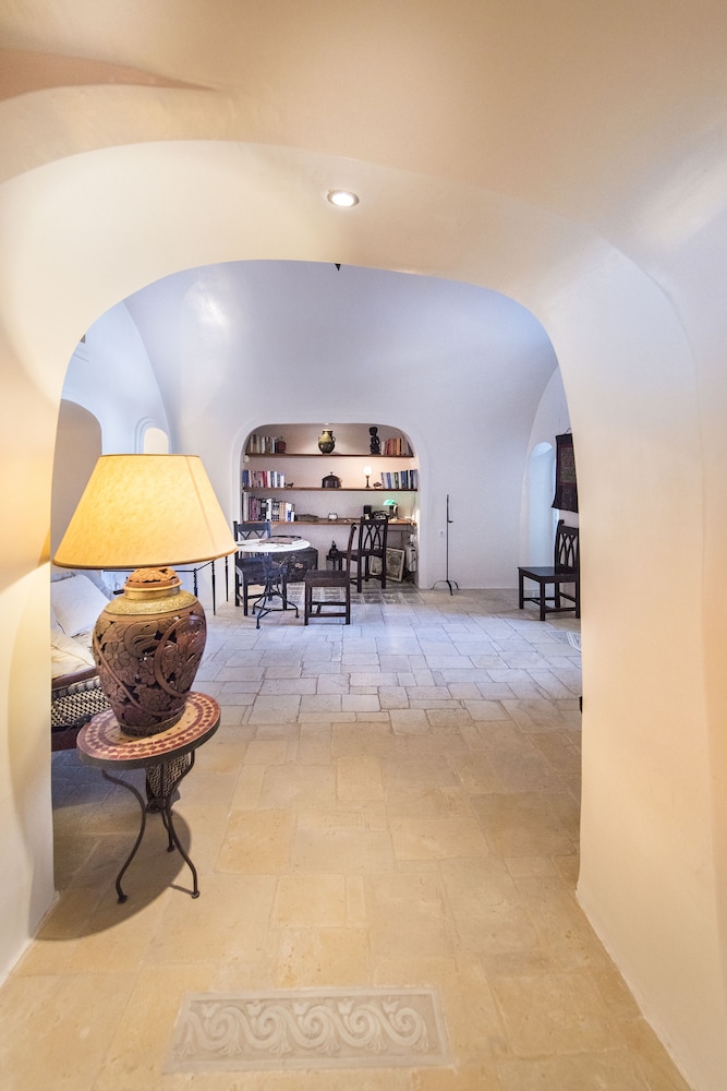 Heliophos Boutique Hotel 27/50