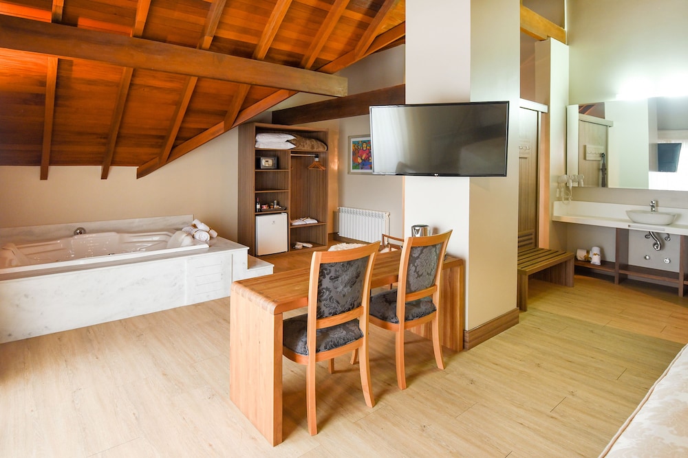 Hotel Refugio da Montanha 55/63