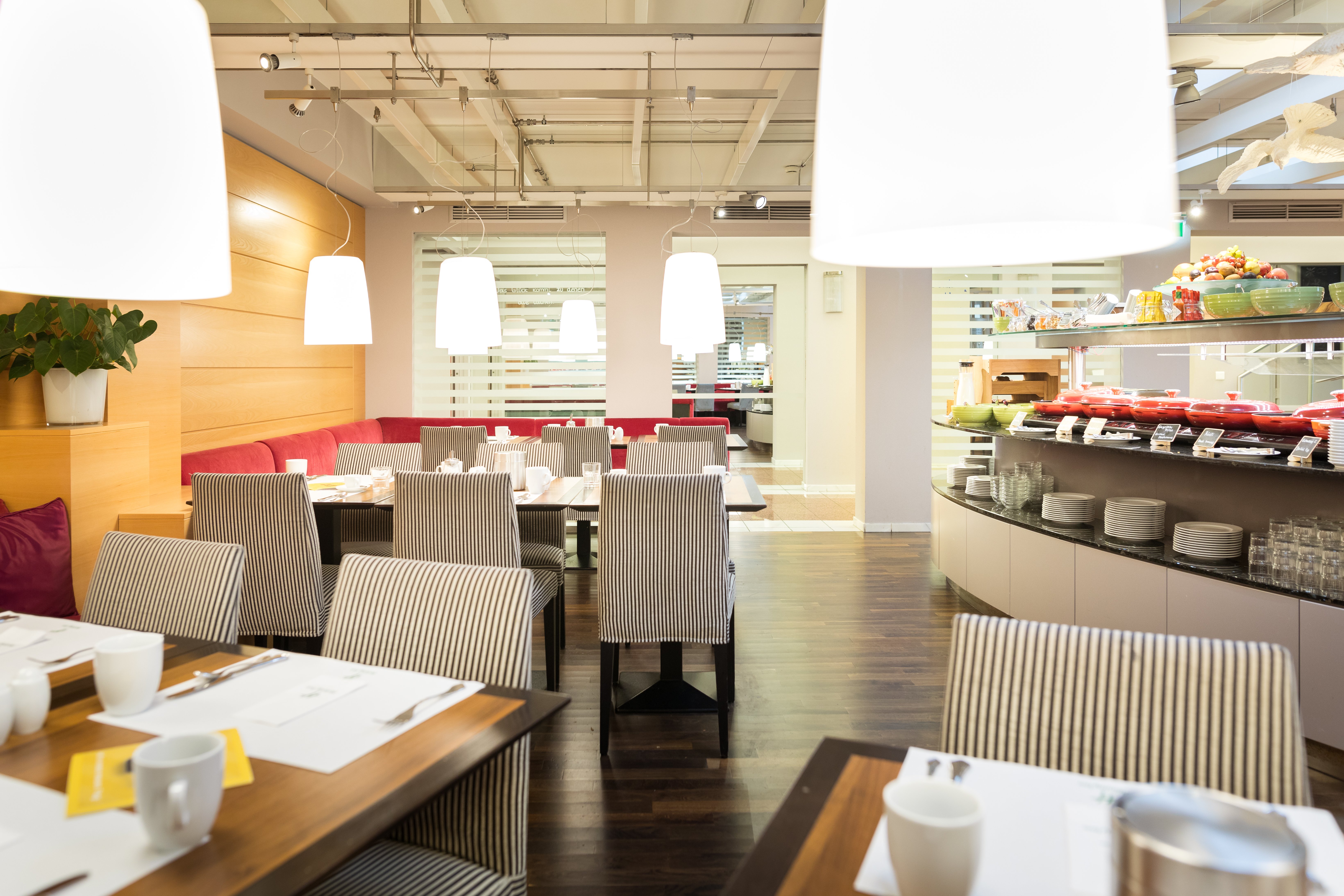HOLIDAY INN VIENNA CITY 52/74
