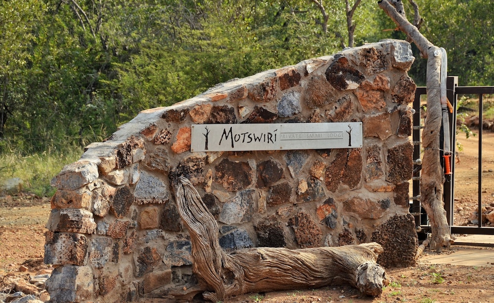 Motswiri Private Safari Lodge 32/67