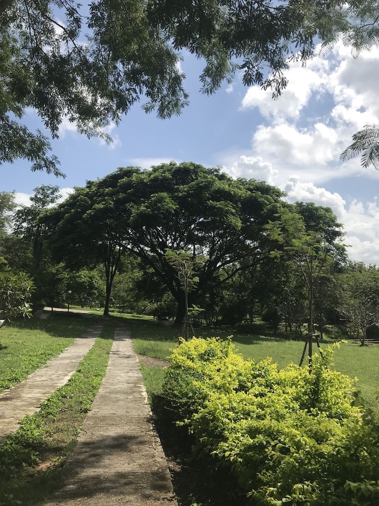 Suan Phueng Pa Wai Resort 35/50