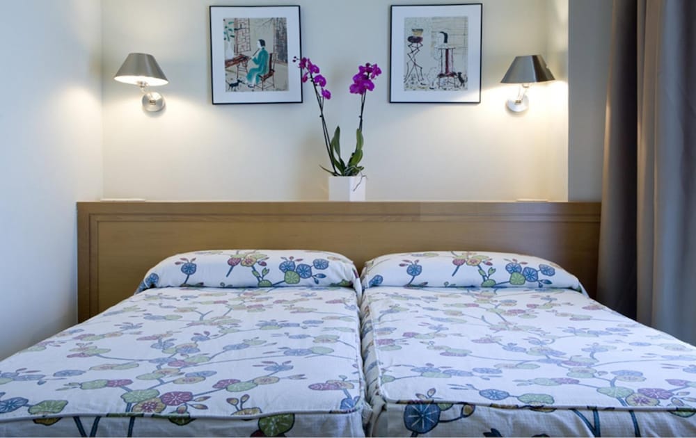 Hotel Zaragoza Plaza 41/50