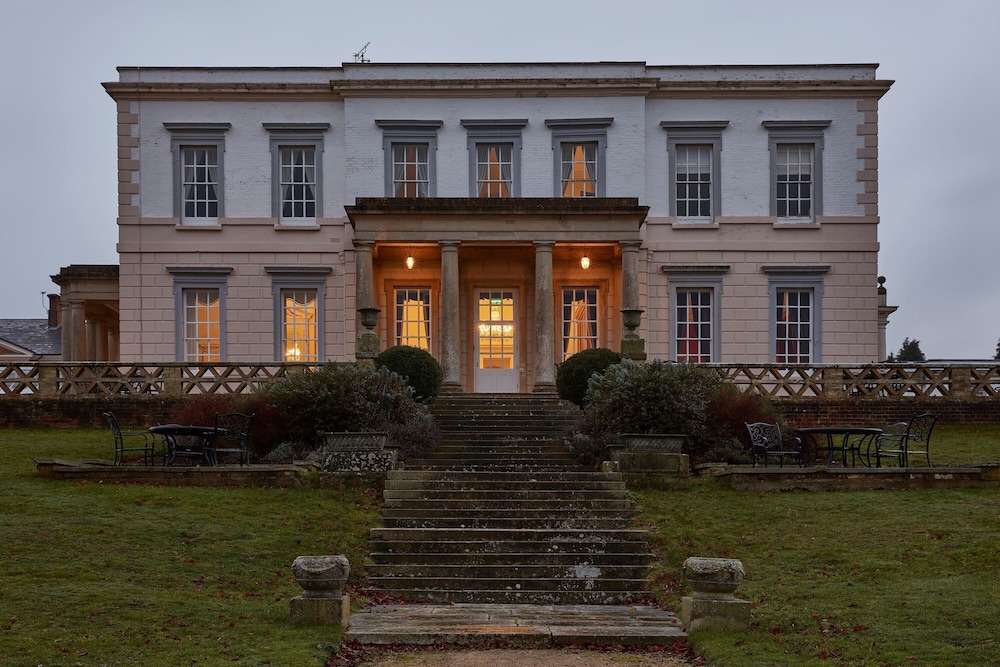 Buxted Park Hotel 4/49