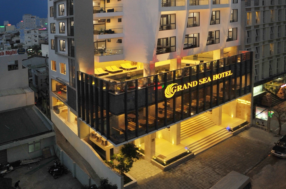 Grand Sea Hotel 3/74