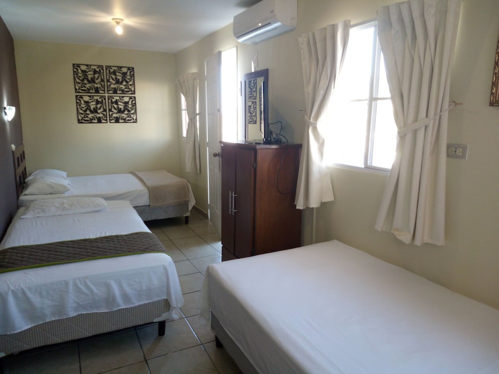 Hotel Tazumal House 16/82