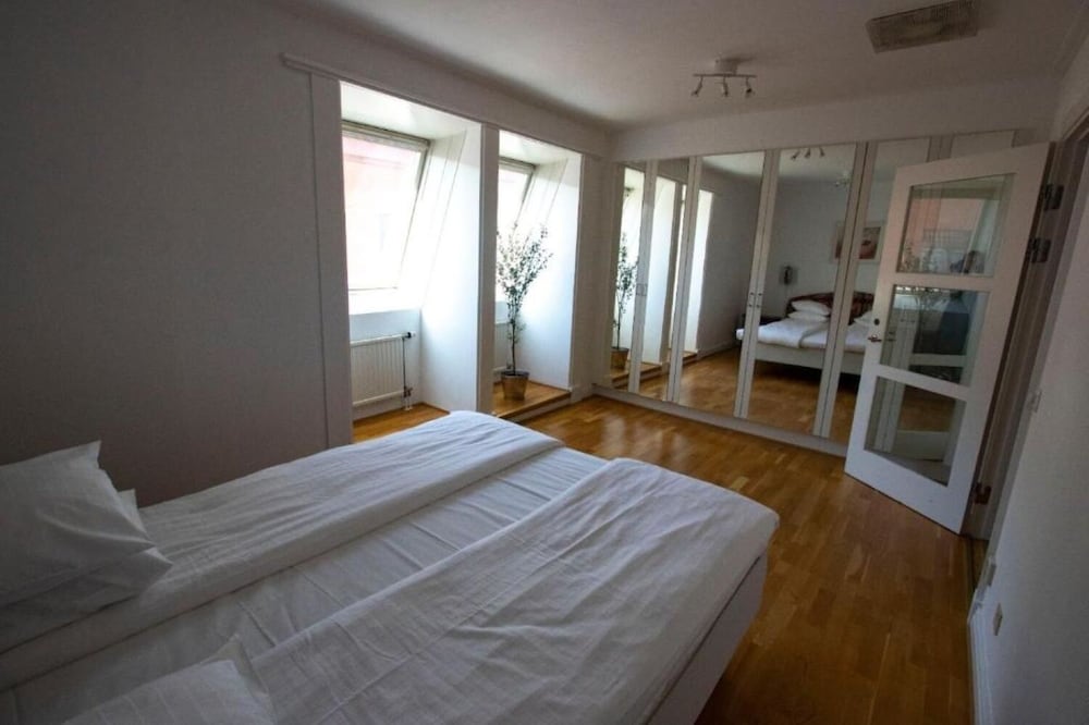 Dialog Hotel Villan 11/50