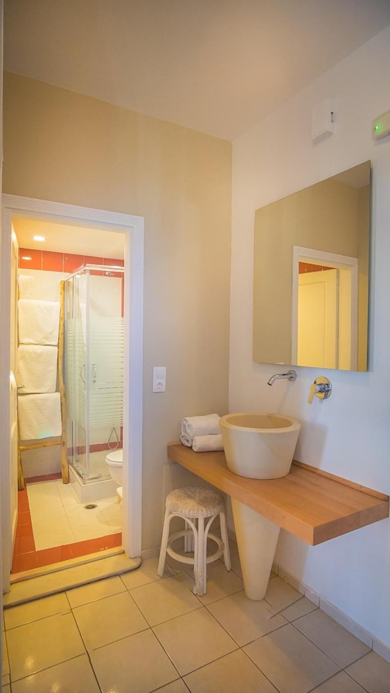 Parthenis Hotel & Suites 45/50