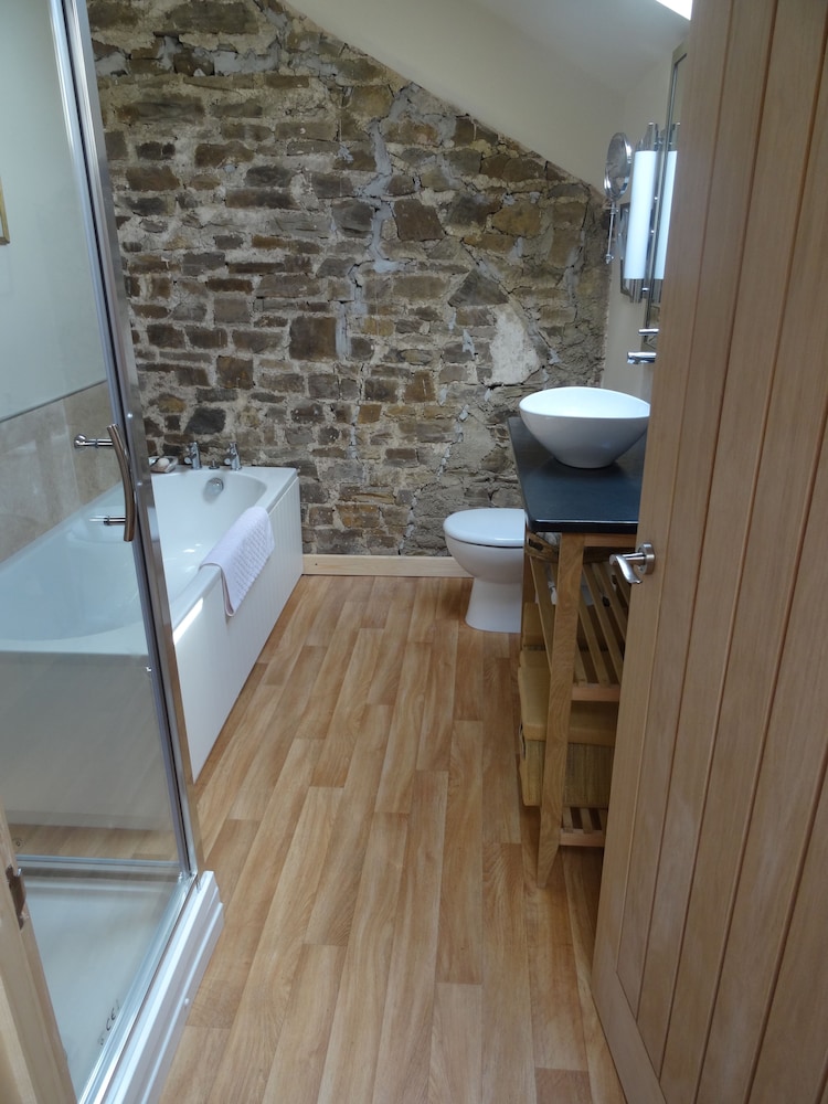 Hollamoor Farm B&B 45/50