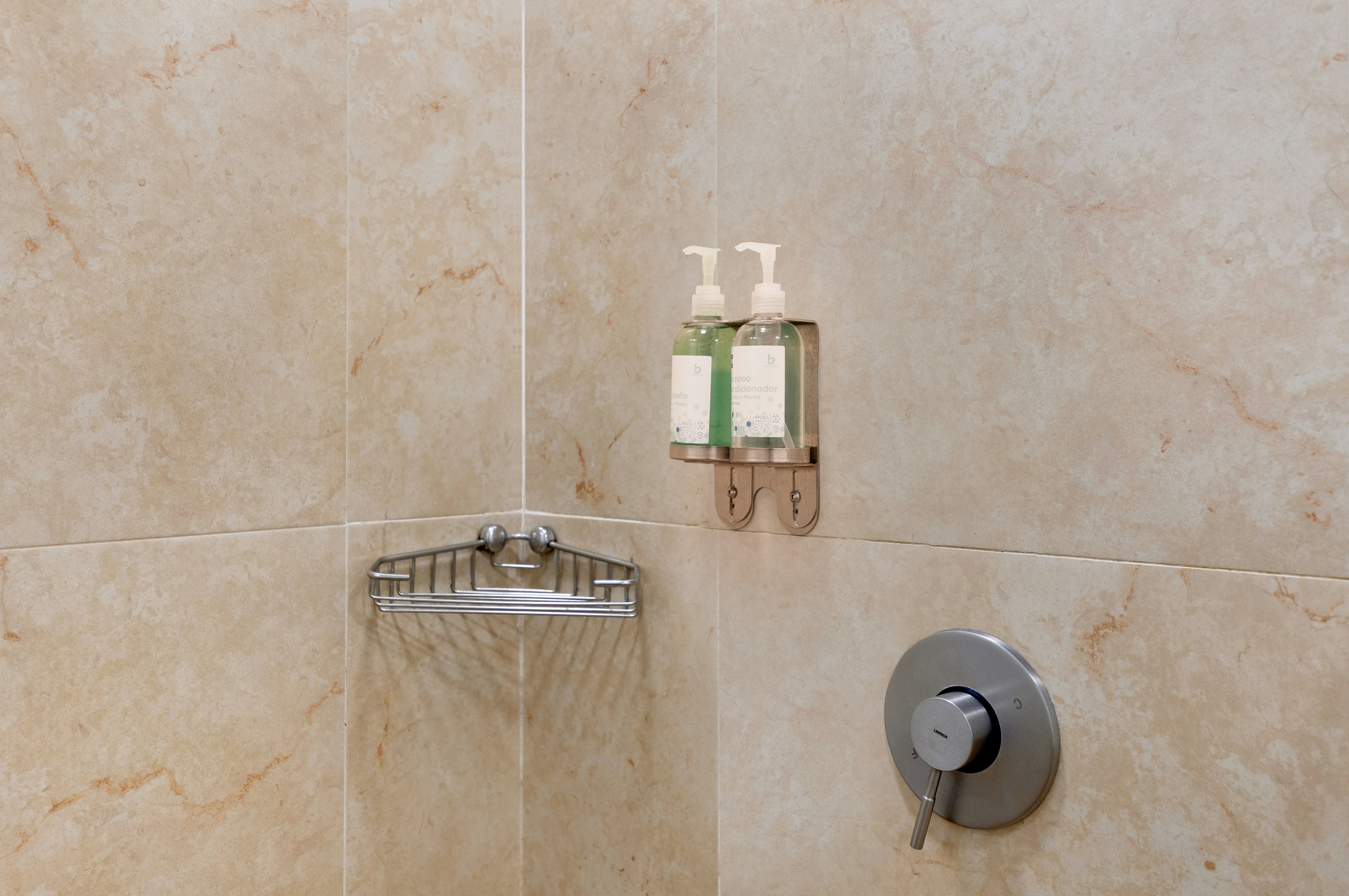 One Cuernavaca 3/50