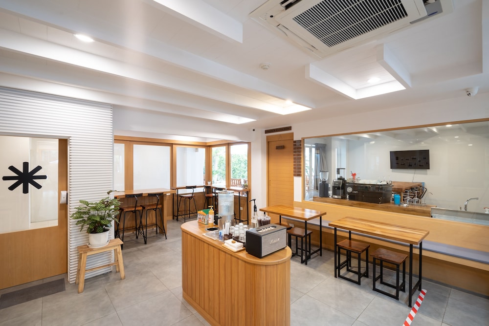 Bedline Hotel - SHA Certified 26/36