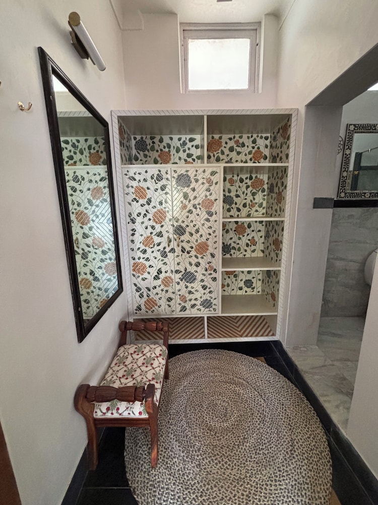 HOTEL RANGNIWAS PALACE photo4