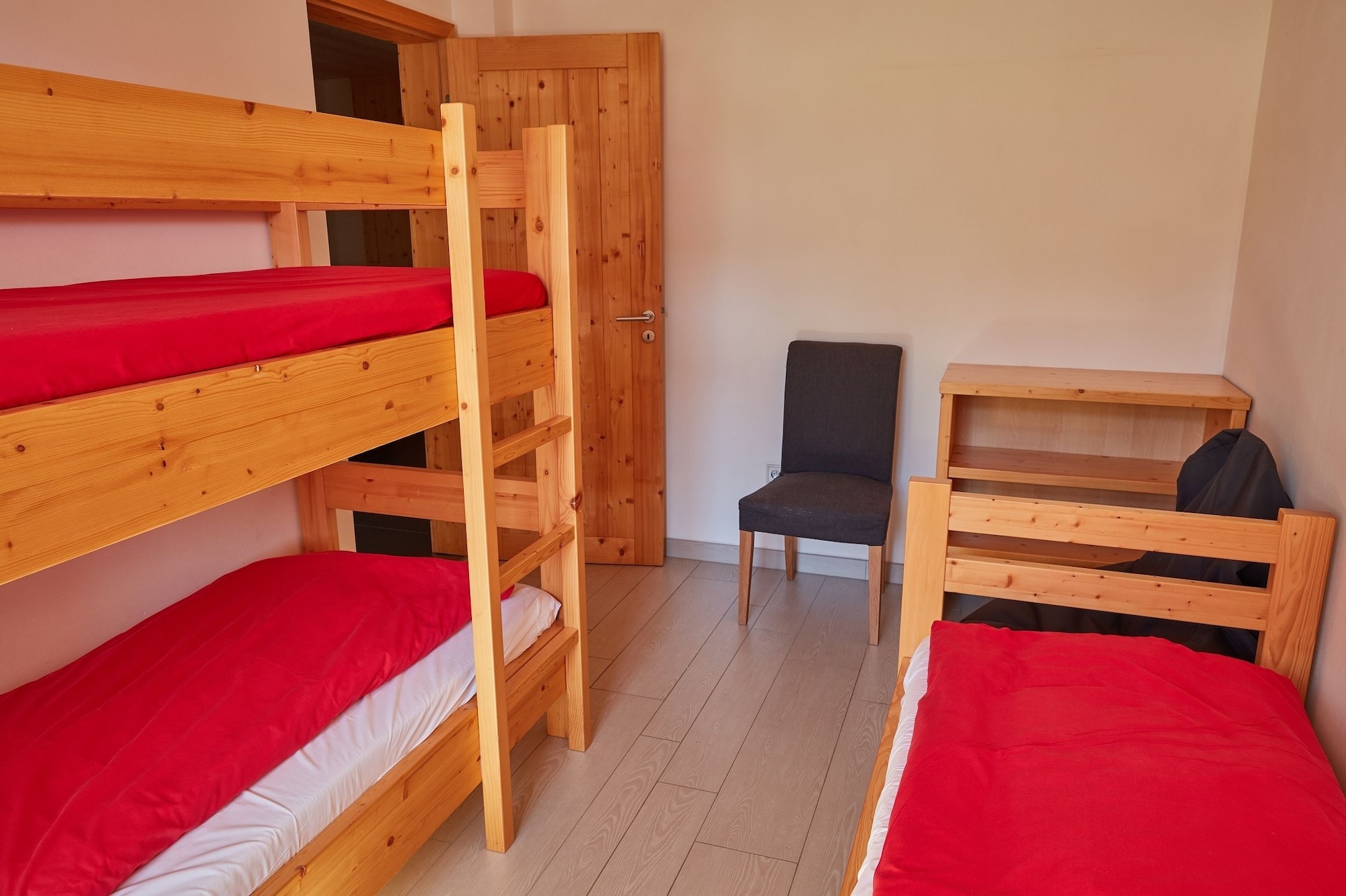 2 Bedrooms, Apartment, Bunk Bed, 3 Beds, Sofa